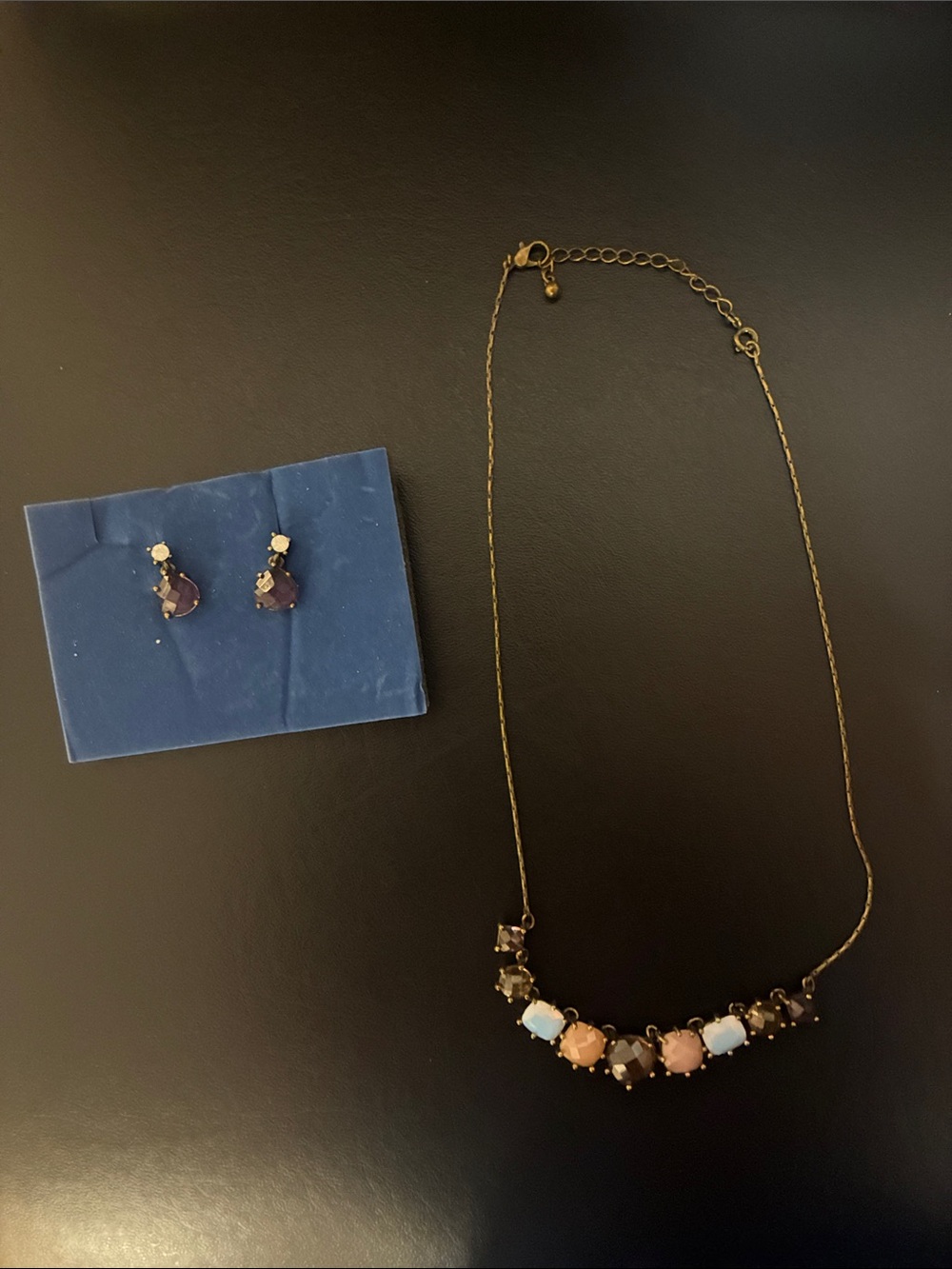 Avon 2008 romantic earring and collar necklace